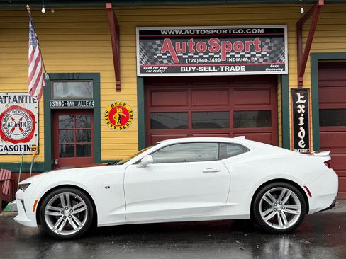 Used 2016 Chevrolet Camaro SS image 12