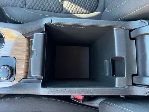 Used 2019 GMC Acadia SLE AWD/4WD image 33