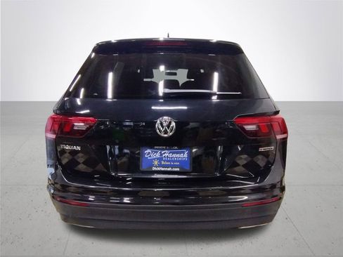 Used 2020 Volkswagen Tiguan S image 14