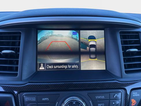 Used 2020 Nissan Pathfinder SL image 26