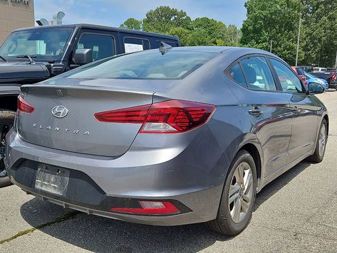Used 2019 Hyundai Elantra SEL FWD image 3