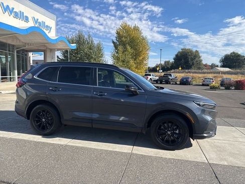 Certified 2025 Honda CR-V Sport image 3