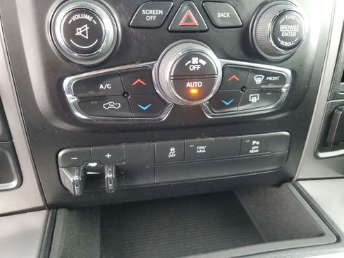 Used 2021 RAM 1500 Classic Warlock w/ Trailer & Traction Group RWD image 19