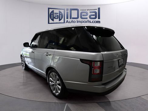 Used 2017 Land Rover Range Rover HSE AWD/4WD image 3