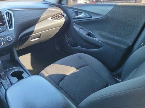 Used 2020 Chevrolet Malibu LS image 13