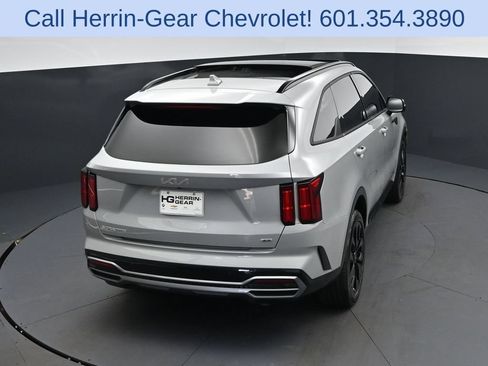 Used 2023 Kia Sorento SX AWD/4WD image 34