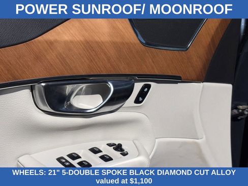 Used 2022 Volvo XC90 T6 Momentum w/ Advanced Package image 3