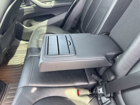 Used 2018 BMW X1 sDrive28i FWD image 18