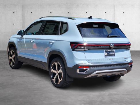 New 2025 Volkswagen Taos SEL image 28