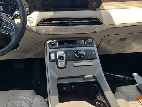 Used 2021 Hyundai Palisade SEL FWD image 15