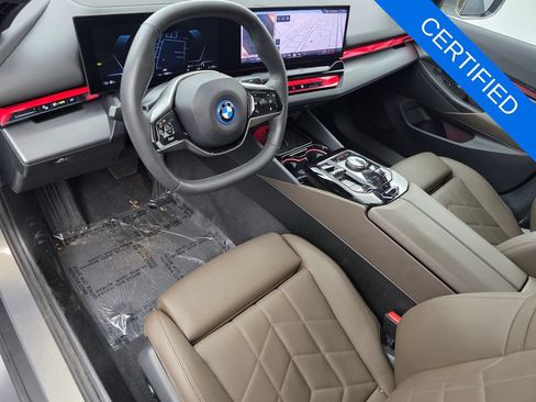 Certified 2024 BMW i5 eDrive40i w/ M Sport Package RWD image 10