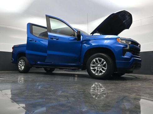 Used 2022 Chevrolet Silverado 1500 RST AWD/4WD image 47