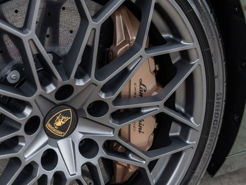 Used 2026 Lamborghini Temerario AWD/4WD image 23