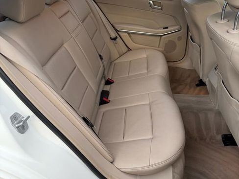 Used 2015 Mercedes-Benz E 350 4MATIC image 12