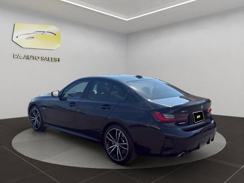 Used 2023 BMW 330e xDrive w/ M Sport Package image 5