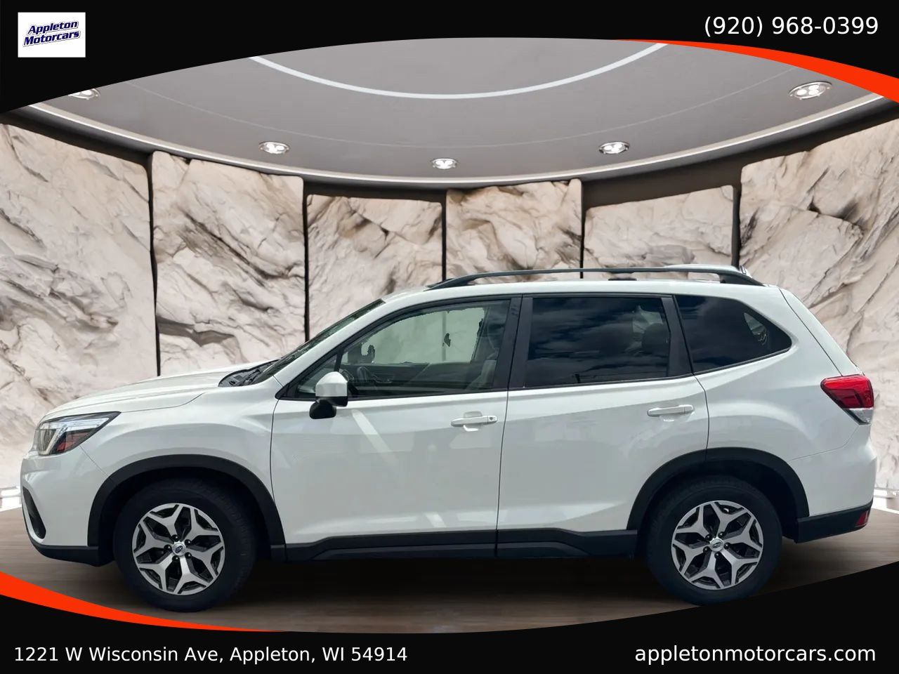 Used 2019 Subaru Forester Premium AWD/4WD image 3