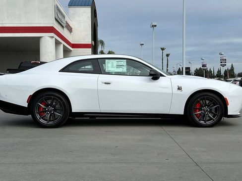 New 2024 Dodge Charger R/T Scat Pack w/ Plus Group image 8