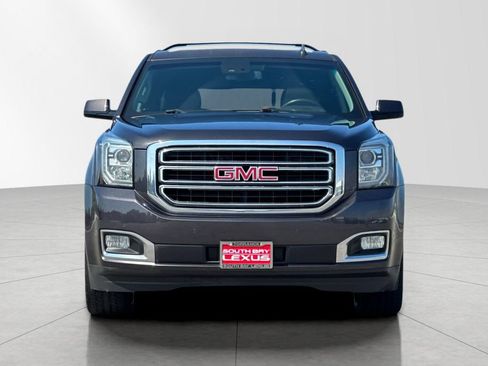 Used 2017 GMC Yukon SLT w/ Open Road Package AWD/4WD image 9