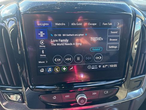 Used 2023 Chevrolet Traverse LT image 17