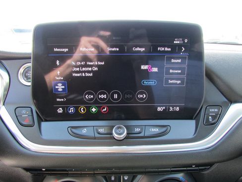 Used 2025 Chevrolet Blazer LT FWD image 25