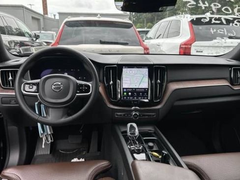Used 2024 Volvo XC60 B5 Ultimate w/ Protection Package Premier AWD/4WD image 8
