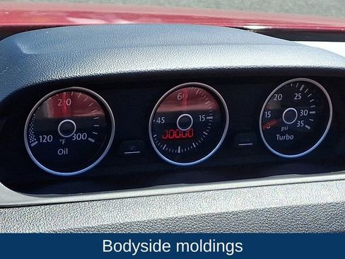 Used 2013 Volkswagen Beetle 2.0T image 16