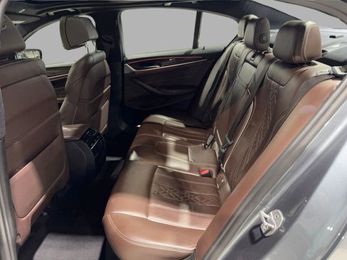 Used 2018 BMW 540i xDrive image 22