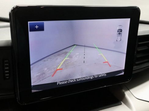 Certified 2023 Ford Explorer XLT image 2