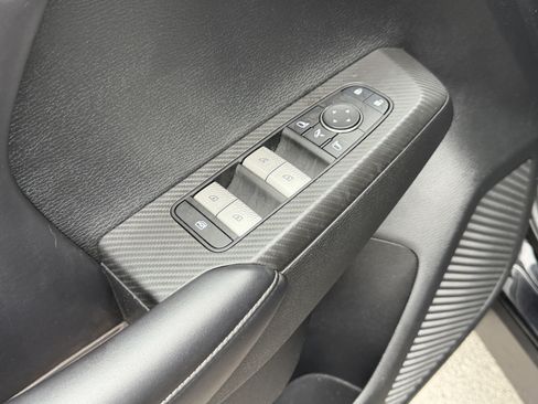 Used 2023 Mitsubishi Outlander SE Black Edition image 13