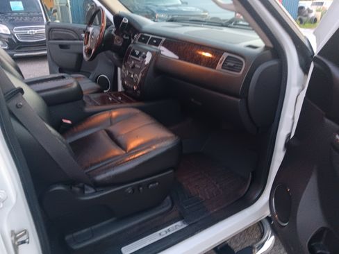 Used 2011 GMC Sierra 1500 Denali AWD/4WD image 14