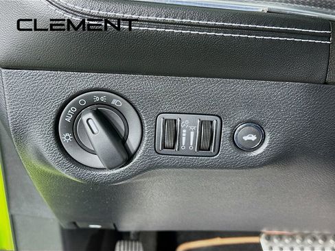 Used 2023 Dodge Challenger SRT Hellcat image 12