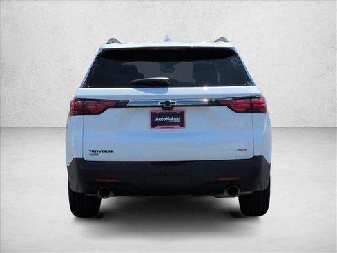 Used 2024 Chevrolet Traverse RS FWD image 7