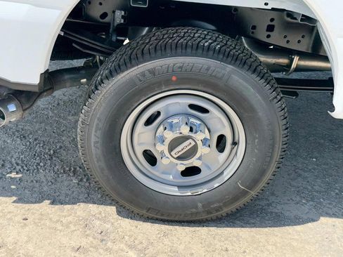 New 2026 Ford F250 4x4 SuperCab Super Duty image 4