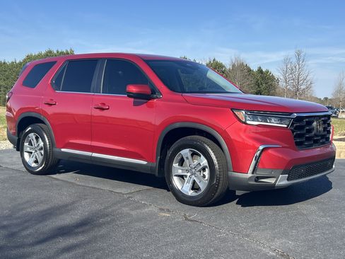 Used 2025 Honda Pilot EX-L image 23