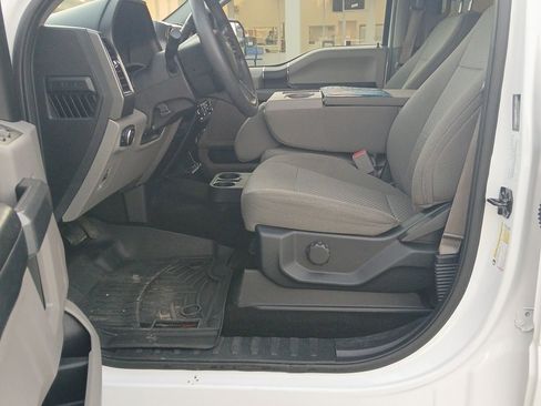 Used 2017 Ford F150 XLT image 10