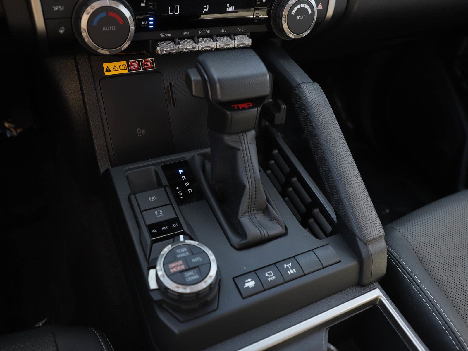 Used 2025 Toyota 4Runner TRD Off-Road Premium AWD/4WD image 24
