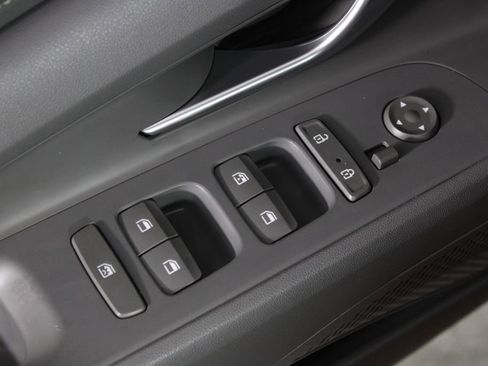 Certified 2023 Hyundai Elantra SEL w/ Convenience Package image 21