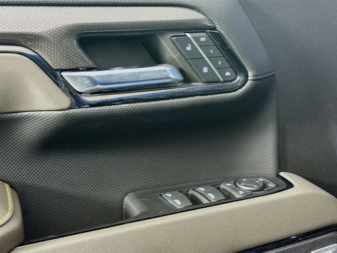 Used 2024 Chevrolet Silverado 1500 ZR2 w/ LPO, Dark Essentials Package image 21