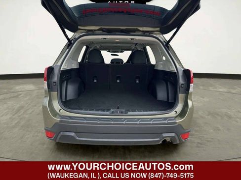 Used 2023 Subaru Forester Premium AWD/4WD image 13
