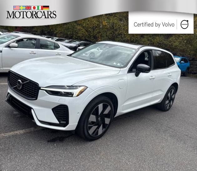 Used 2024 Volvo XC60 T8 Plus w/ Protection Package Premier AWD/4WD image 2
