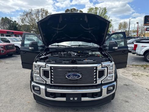Used 2022 Ford F450 Lariat w/ Lariat Value Package AWD/4WD image 11