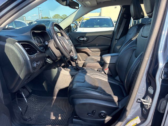 Used 2021 Jeep Cherokee Limited AWD/4WD image 10