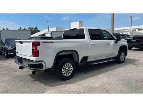 Certified 2025 Chevrolet Silverado 2500 LT w/ Convenience Package AWD/4WD image 8