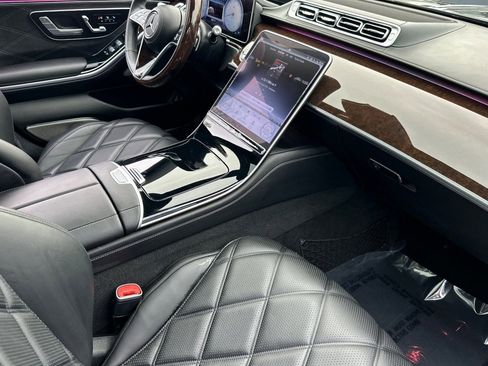 Used 2024 Mercedes-Benz Maybach S 580 4MATIC image 34