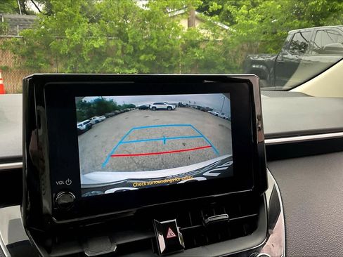 Used 2023 Toyota Corolla LE image 26