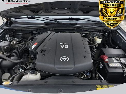 Used 2014 Toyota Tacoma PreRunner w/ SR5 Package RWD image 30