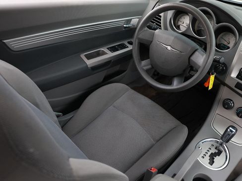 Used 2008 Chrysler Sebring Touring FWD image 20