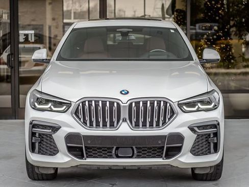 Used 2022 BMW X6 xDrive40i w/ M Sport Package image 5