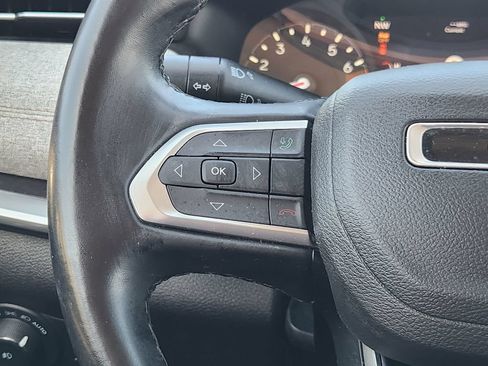 Used 2022 Jeep Compass Latitude AWD/4WD image 26