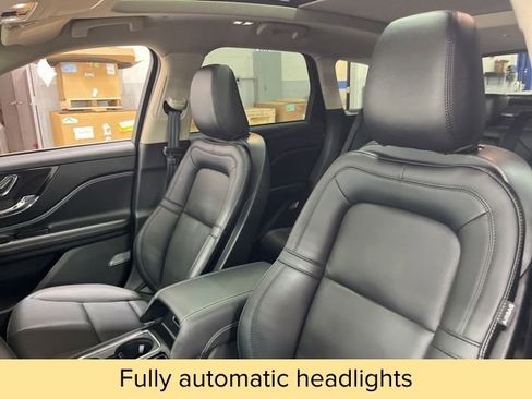 New 2026 Lincoln Corsair Premiere AWD/4WD image 18
